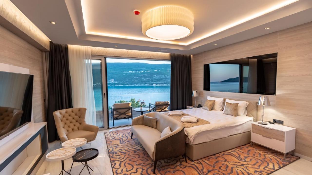 Garni Hotel Kruso Herceg Novi Eksteriør bilde