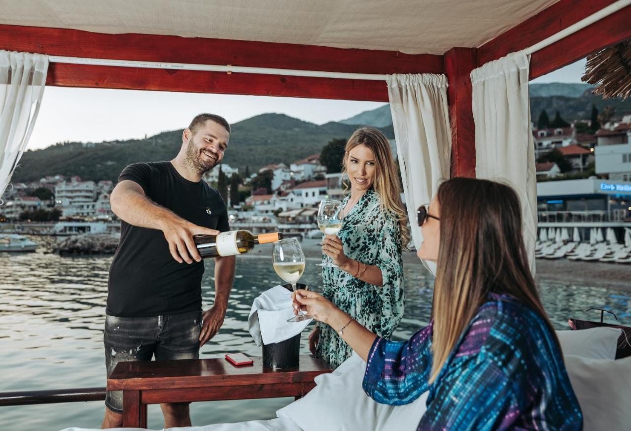 Garni Hotel Kruso Herceg Novi Eksteriør bilde