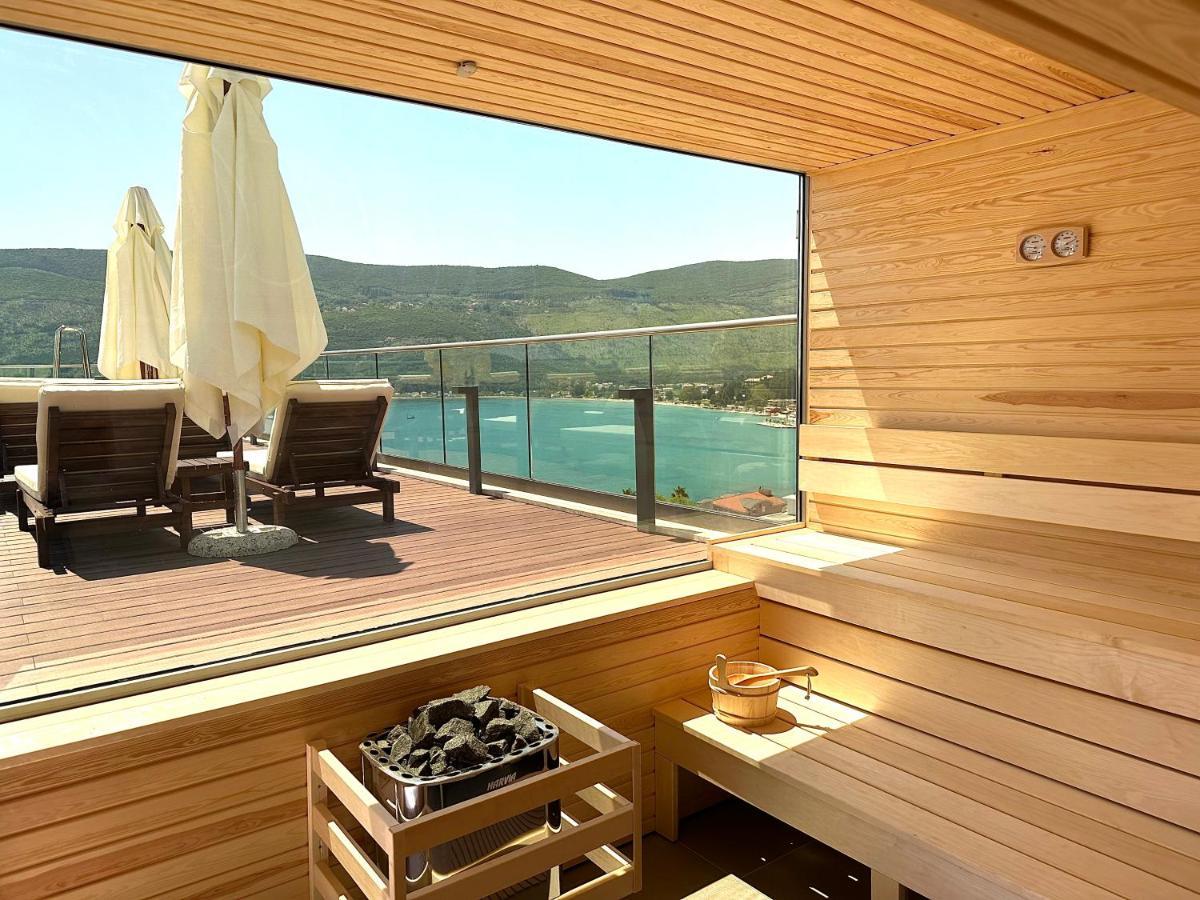 Garni Hotel Kruso Herceg Novi Eksteriør bilde