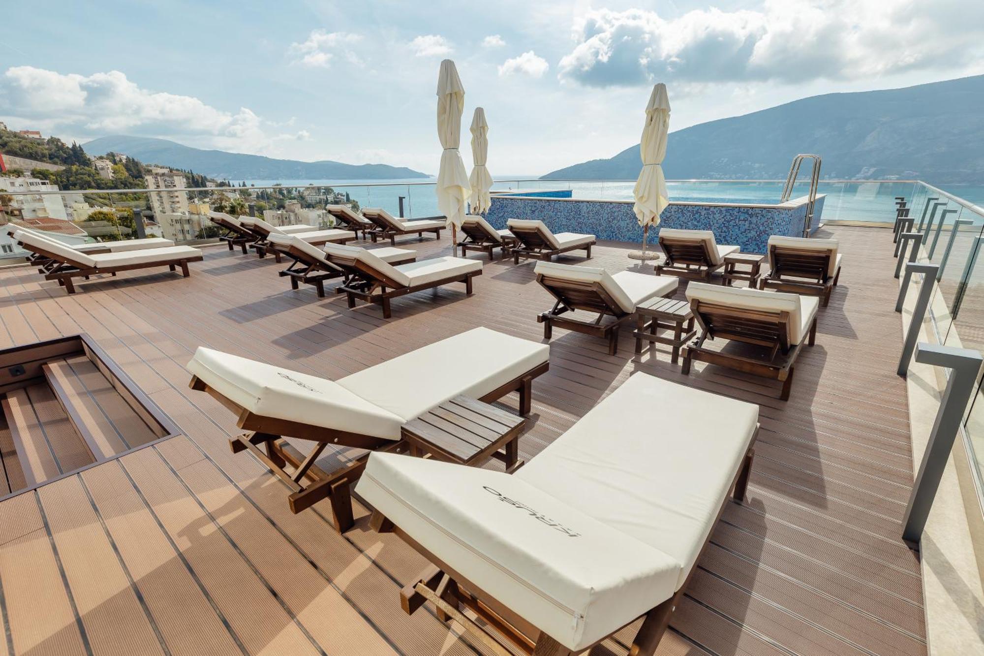 Garni Hotel Kruso Herceg Novi Eksteriør bilde